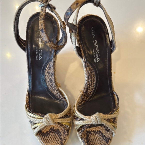 Via Spiga Women's Tan and Black Sandals - Picture 1 of 4